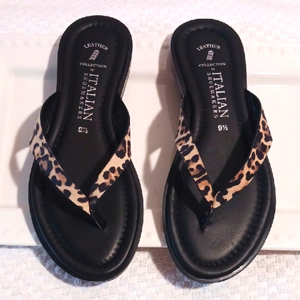 Italian Shoemakers  Leather Woman's Leopard Print Sandal  9.5
